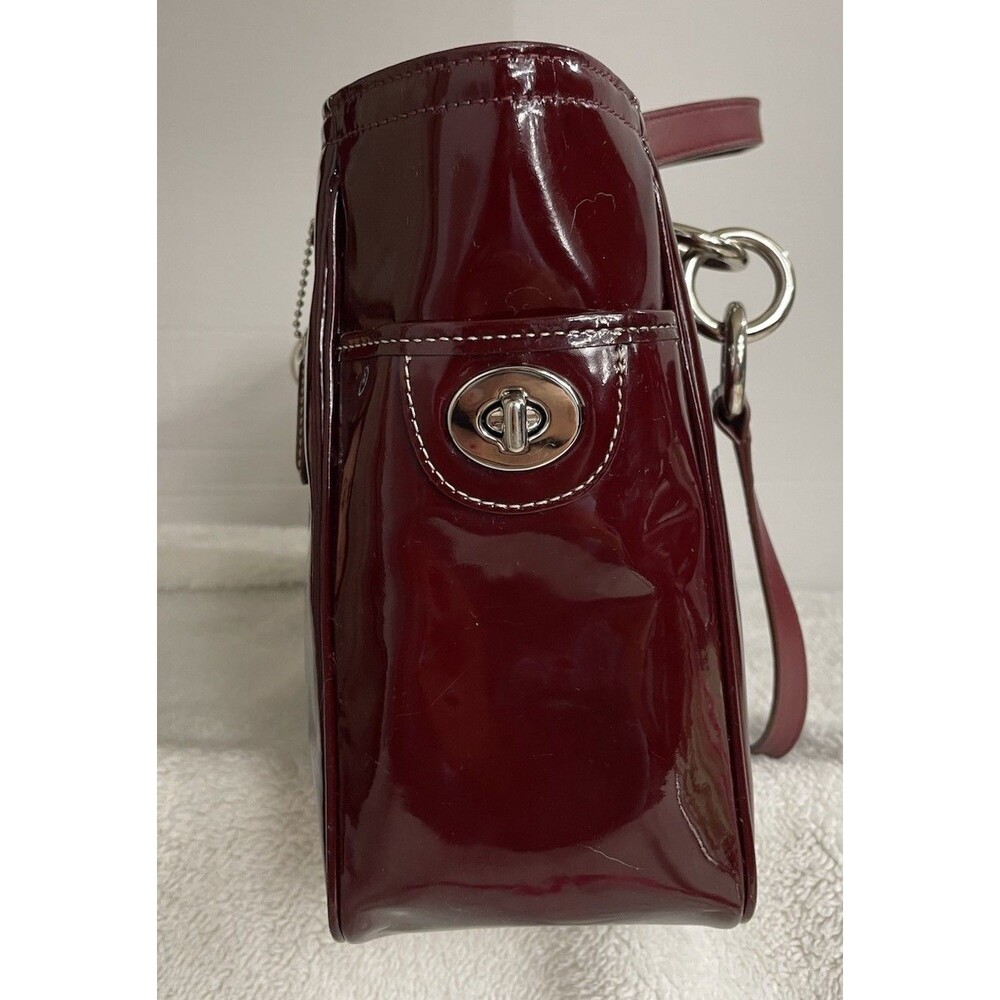 Coach Burgundy Patent Leather Tunrlock Pocket Double Handle Tote Bag READ - Picture 4 of 16